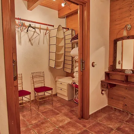 La Caseta De Enric Holiday home Deltebre